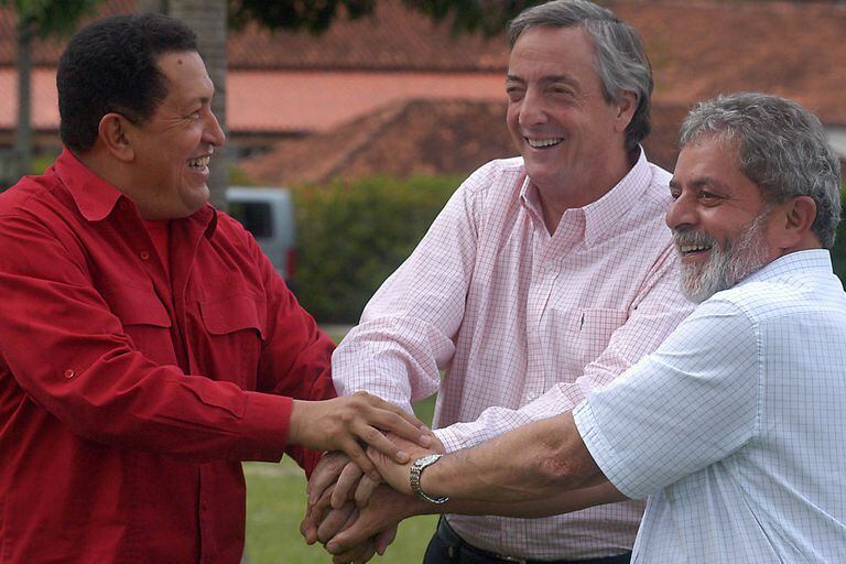 Hugo Chávez, Néstor Kirchner y Lula da Silva, en Brasil, en 2006