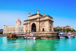 Bombay es conocida por sus paisajes cinematográficos y las producciones de Bollywood.