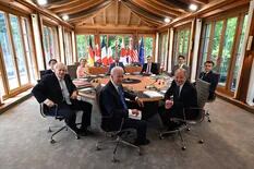 El G7 anunció nuevas sanciones a Rusia mientras Biden calificó los ataques a Kiev una "barbarie"