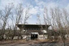 Las imágenes de un estadio abandonado luego de la tragedia de Chernobyl
