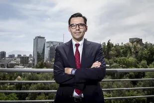 Sergio Urzúa: “En Chile, la educación de los hogares de bajos ingresos está prácticamente asegurada”