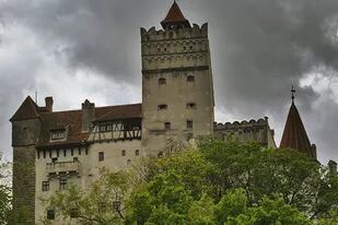 Convirtieron el castillo de Drácula en un centro de vacunación contra el covid