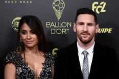 Paradoja. "Oro para Messi, plomo para Barcelona": el Balón y un futuro incierto