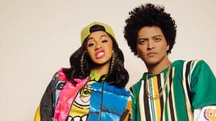 Cardi B y Bruno Mars, lookeados como en el programa de la tevé norteamericana de los 90, Living Colour