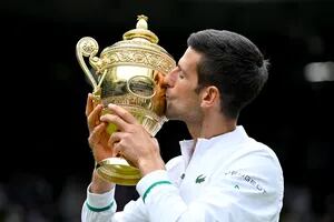 Djokovic ganó Wimbledon y se une a las potencias de Nadal y Federer con una marca para la historia