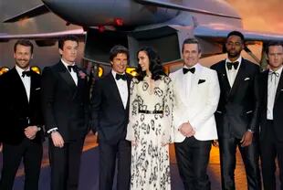From left to right, Glen Powell, Miles Teller, Tom Cruise, Jennifer Connelly, Jon Hamm, Jay Ellis and Lewis Pullman at the world premiere of Top Gun Maverick in London on May 19