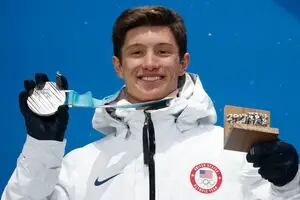 Alegría argentina en los JJOO: el hijo de un ex River ganó una medalla de plata