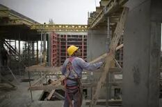 Obras en construcción cerradas en la Ciudad: advierten riesgo de despidos