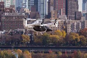 Así fue el primer viaje de un taxi volador en Nueva York: el futuro ya llegó