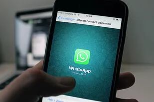 El truco de WhatsApp para saber con quién chateás más