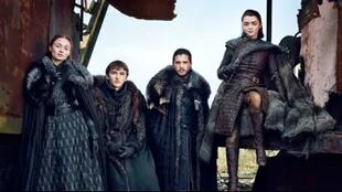Los Stark, reunidos en los tramos finales de la serie, que volverá el domingo a la pantalla de HBO