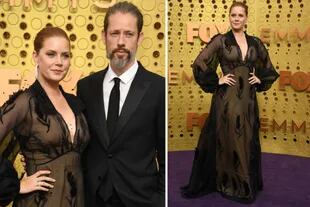 Amy Adams, junto a su marido. La actriz desfiló por la alfombra con una creación de Fendi Couture