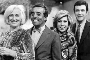 1969: La campana de cristal, con Brizuela Méndez, Colomba y Laura Escalada