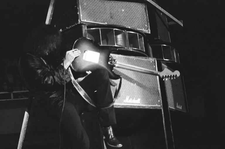 Ritchie Blackmore en un recital en Japón, en 1972