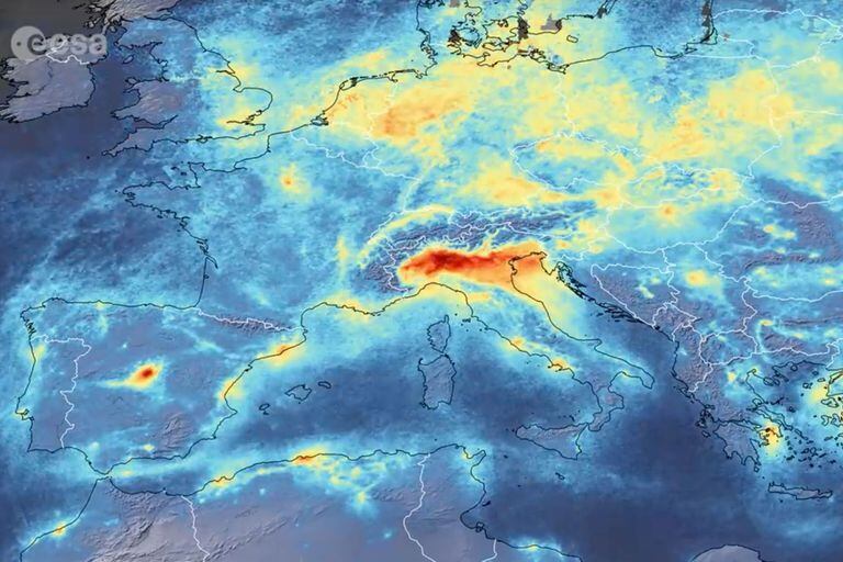 Imágenes satelitales de Italia muestran la caída de gases de efecto invernadero peligrosos después del cierre fábricas y la restricción de la circulación de personas Fuente: EESA