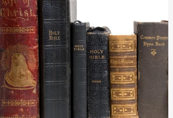 Cuatro teorías sobre cómo y quién escribió la Biblia