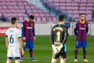 Barcelona-Osasuna, liga de España: el homenaje a Diego Maradona y acción en el Camp Nou