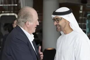 Juan Carlos I y el jeque Mohamed bin Zayed al Nahayan, el presidente de Emiratos Árabes Unidos, el país donde Juan Carlos se hospeda desde agosto de 2020