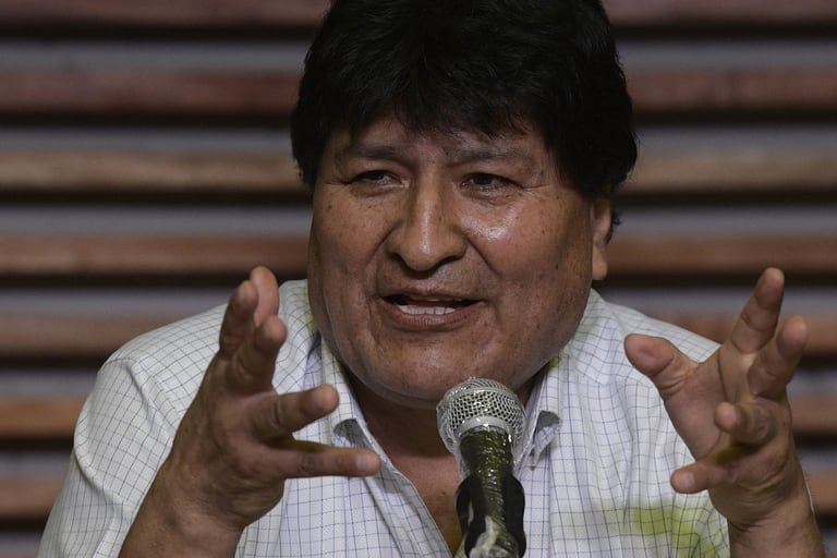 El expresidente de Bolivia aseguró: “Sus manos están manchadas de sangre”