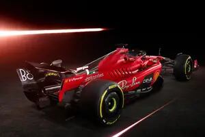Cómo es la nueva Ferrari, que enamoró a miles de fanáticos en su presentación