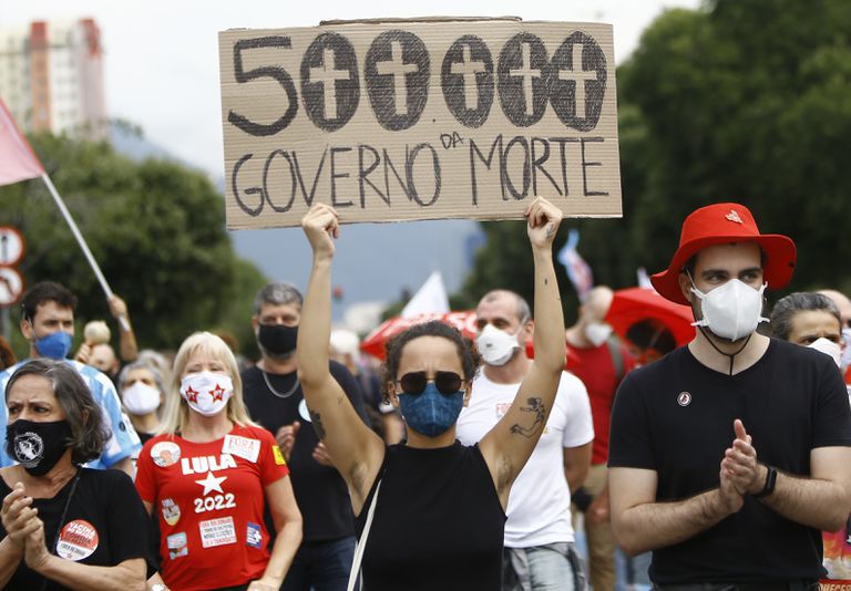 Protestas contra Bolsonaro por la gestión de pandemia