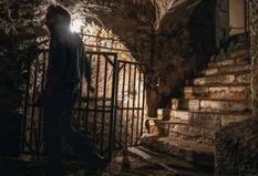 Biblias en el buzón y sesiones de espiritismo: el aterrador castillo que horroriza a Francia