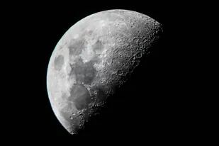 Astronomía: la NASA quiere construir un telescopio en la cara oculta de la Luna