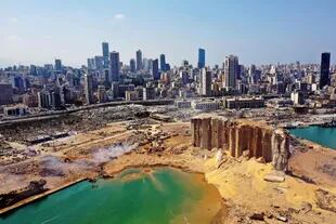 Así quedó la zona portuaria de Beirut tras la explosión
