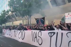 Por la furia de los hinchas, ahora PSG busca proteger la casa de Messi en París