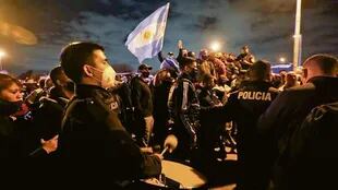 Los policías bonaerenses hicieron visible su reclamo salarial