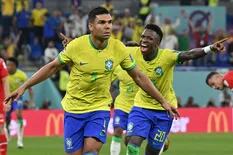 A Brasil le anularon un gol por VAR, pero Casemiro metió un estiletazo para vencer a Suiza y logar el pase a octavos