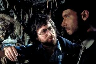 Steven Spielberg y Harrison Ford en el rodaje de Los cazadores del arca perdida