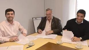 El gobierno bonaerense firmó un acuerdo con Anses para ampliar la AUH