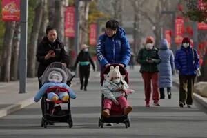 La provincia china de Sichuan levanta las restricciones de natalidad