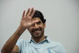 Todo un símbolo: Sebastian "Loco" Abreu, dice adiós, a los 44 años