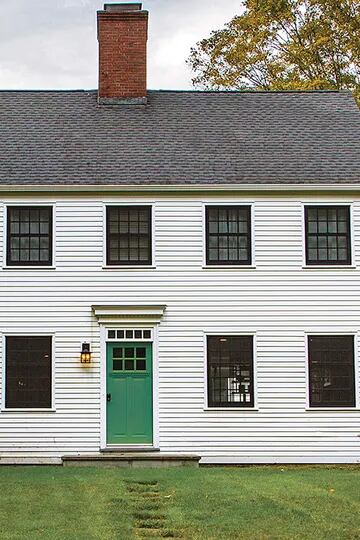 Renovar con color: un estudio argentino iluminó una casa de campo en Connecticut