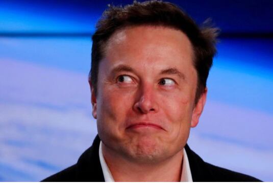 Elon Musk dice que ya eligió a la persona que lo sucederá como CEO de Twitter en un mes y medio