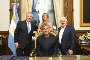 En diciembre, el presidente Alberto Fernández recibió en la Casa Rosada a periodistas de la TV Pública que cubrieron el Mundial de Qatar