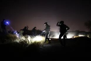 La policía patrulla un área remota cerca de Reynosa, México, el 4 de agosto de 2019
