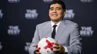 Maradona estará en el sorteo del Mundial Rusia 2018