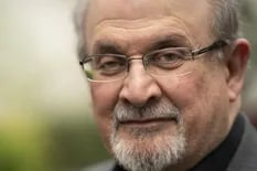 Escritores de todo el mundo proponen nuevas ideas para apoyar a Salman Rushdie