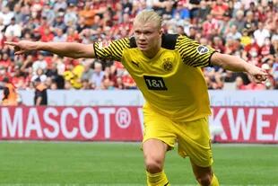 El noruego Erling Haaland, la joya de 21 años de Borussia Dortmund, tendría un acuerdo preferencial con Real Madrid.
