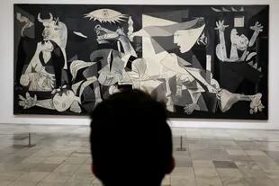 Una imágen del Guernica, obra emblemática de Pablo Picasso, un artista que, como Paul Gauguin, ha sido acusado por el feminismo radical de ejercer malos tratos hacia las mujeres