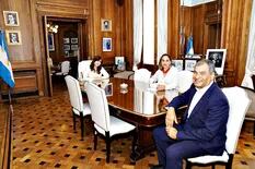 Reapareció Cristina Kirchner en el Senado y recibió al expresidente de Ecuador Rafael Correa