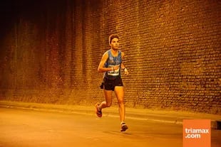Lucas Bagaloni, en plena maratón