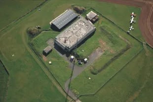 El búnker tiene dos hectáreas y está ubicado en una zona rural a cinco kilómetros de la ciudad de Salcombe, situada en el condado de Devon en Inglaterra