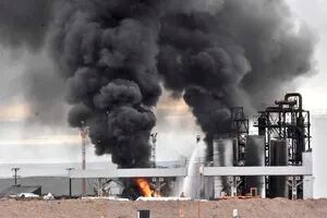 El momento de la explosión en una refinería en Neuquén