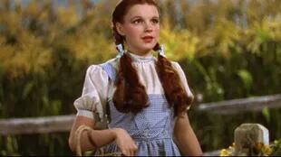 Judy Garland como Dorothy en El mago de Oz