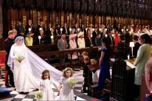 Boda real: los príncipes Charlotte y George escoltaron a la novia hasta el altar