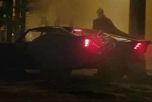 Una de las tres imágenes del Batimóvil compartidas por el realizador y guionista del relanzamiento de Batman, Matt Reeves